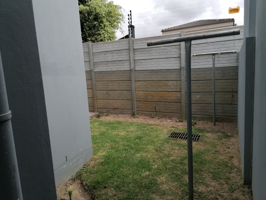 To Let 3 Bedroom Property for Rent in Langeberg Heights Western Cape